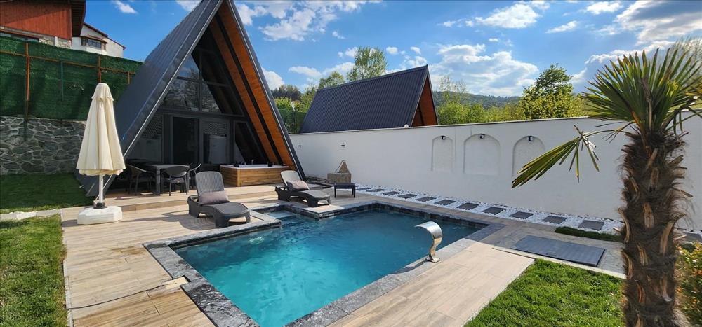 listing card gallery