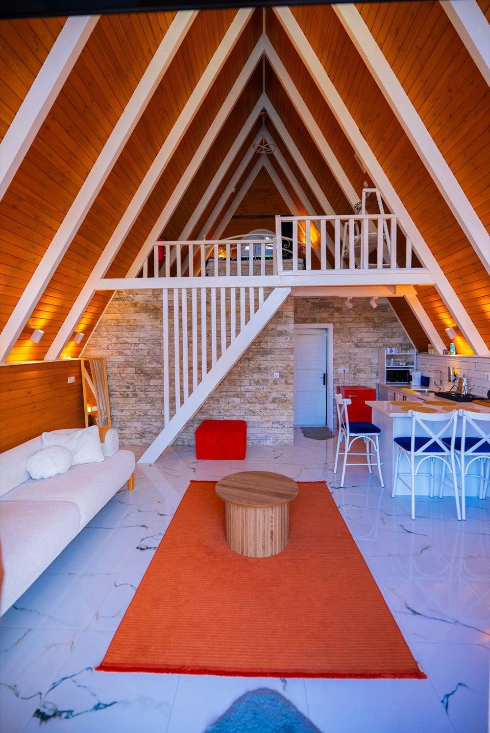 listing card gallery