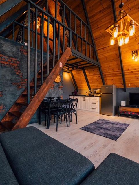 listing card gallery