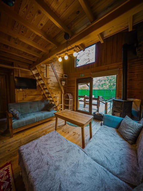 listing card gallery