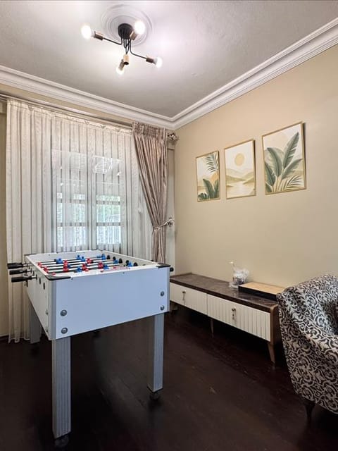 listing card gallery