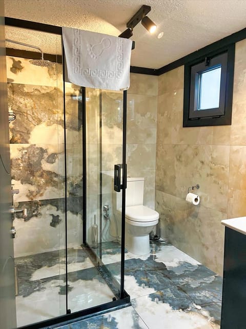 listing card gallery