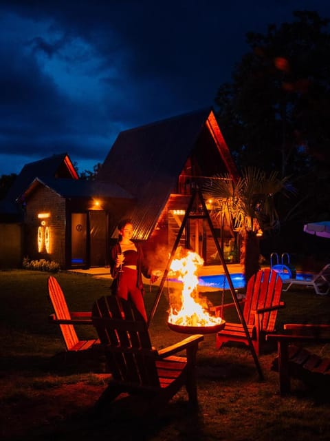 listing card gallery