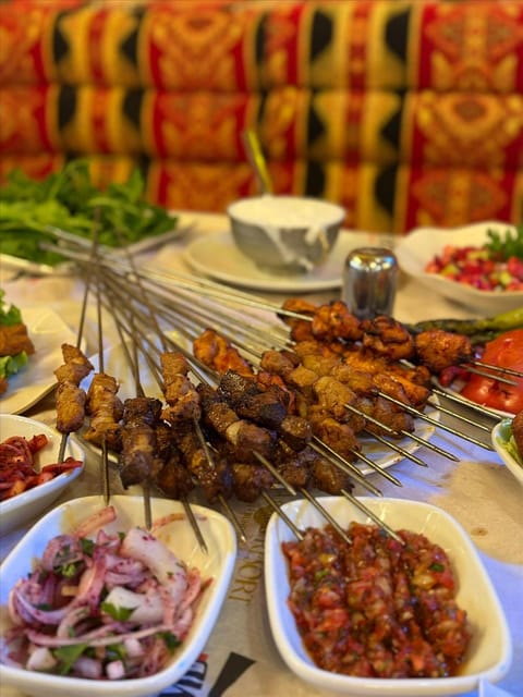 listing card gallery